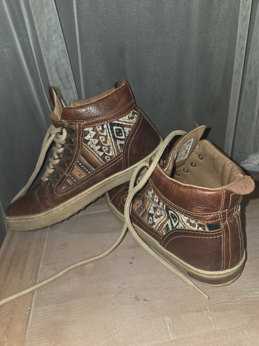 Inkas Brown Leather Camping Boot Womens Size 7 EUC